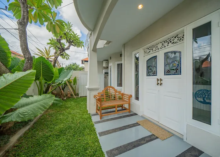 Deja Blu Villa *